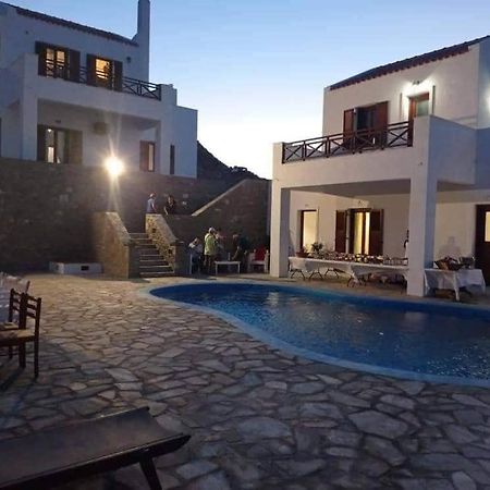 Villas El Paradiso Kouroupi Exterior photo