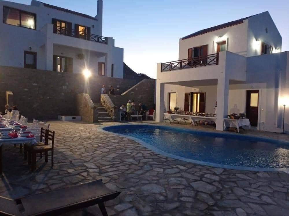 Villas El Paradiso Kouroupi Exterior photo